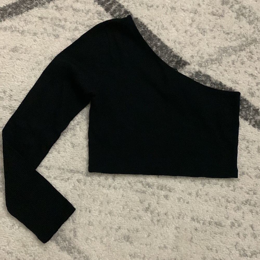 NWT Zara one shoulder crop top